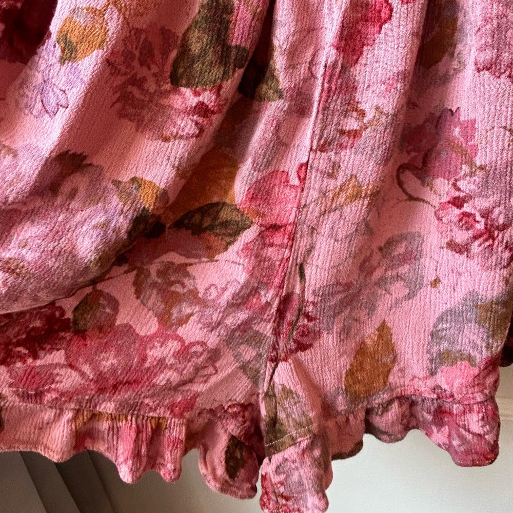 Pink Floral Ruffled Romper for Spring - Picture 4 of 7